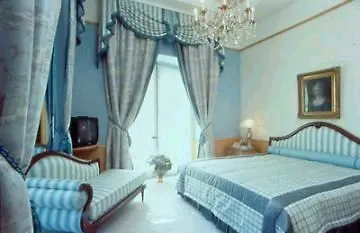 Hotel De Vendome Paris